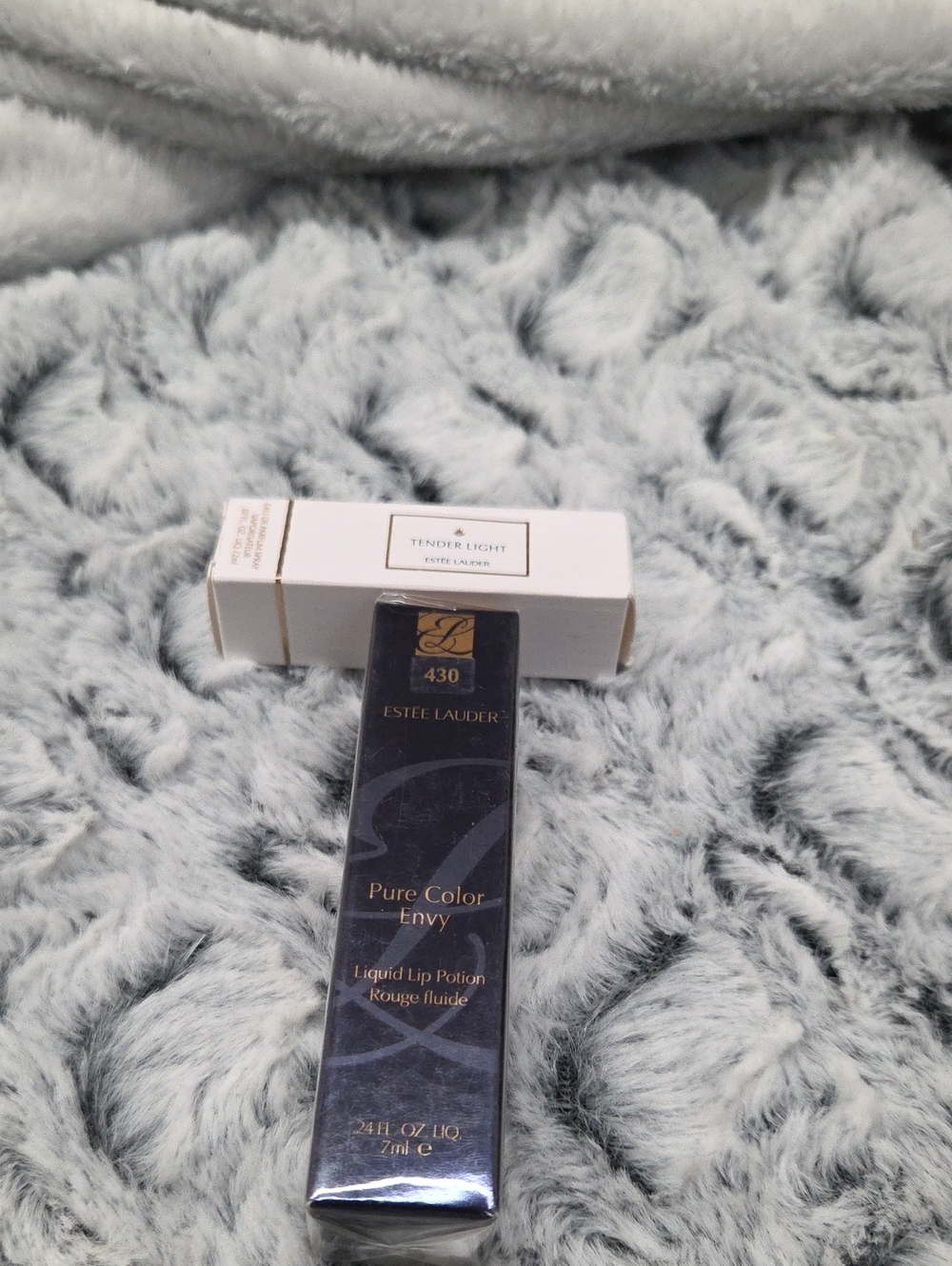 Estee Lauder Lipstick